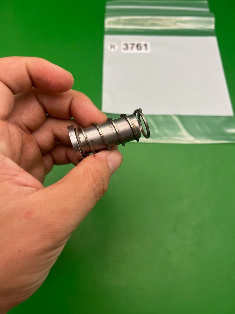 Automag Bolt
