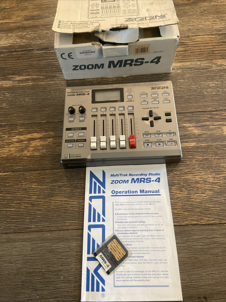 ZOOM MRS-4 Multi-trak Recording Studio without Power Cable!
