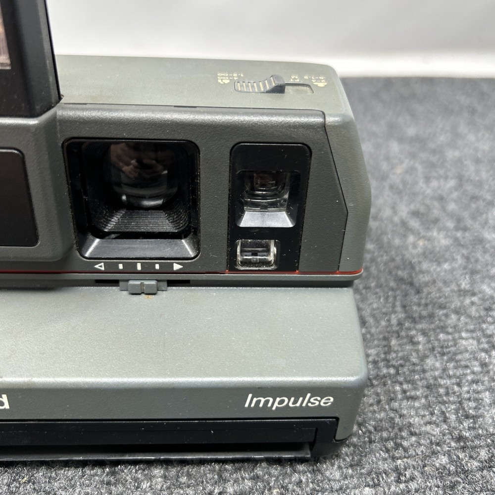 Polaroid Impulse AF Auto Focus System Camera Pop-Up Flash