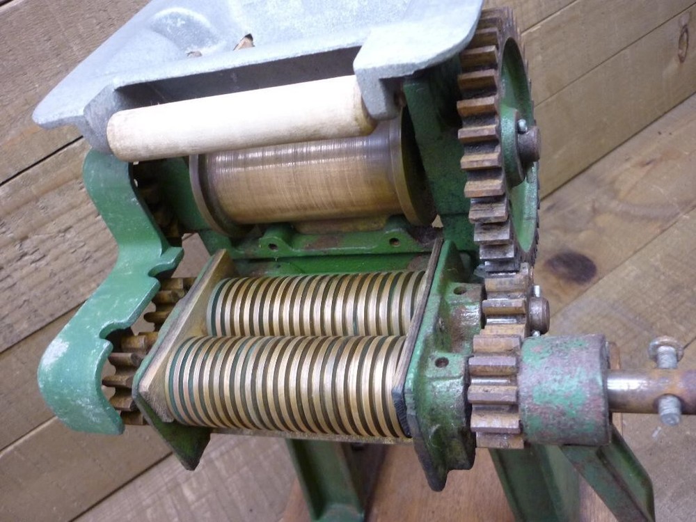 Ramen Noodle Making Machine Ono TYPE 1 Noodle Udon Soba