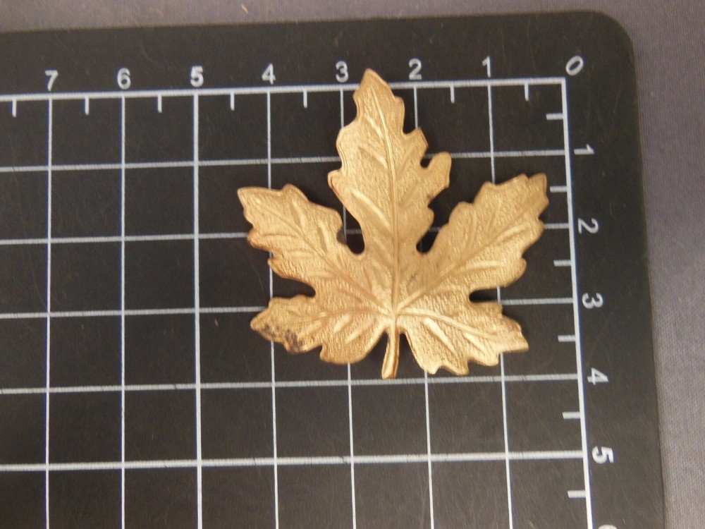 Maple Leaf brass stamping jewelry finding (osb234)