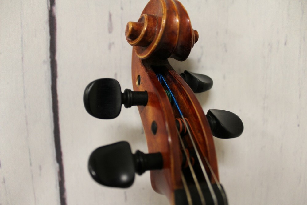 Paul Safron 4/4 Violin w/Case and Bow