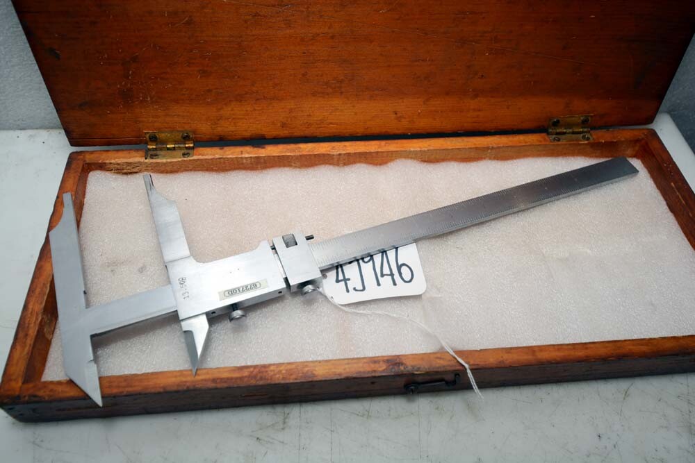 Helios  Vernier Caliper (Inv.43946)