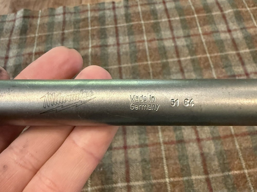 Milwaukee 48-62-4258 Sds-Max Sledge 2" Tile Chisel / Scraper