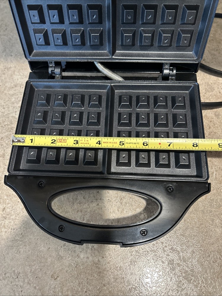 Parini Waffle Maker Non-Stick Light Indicator