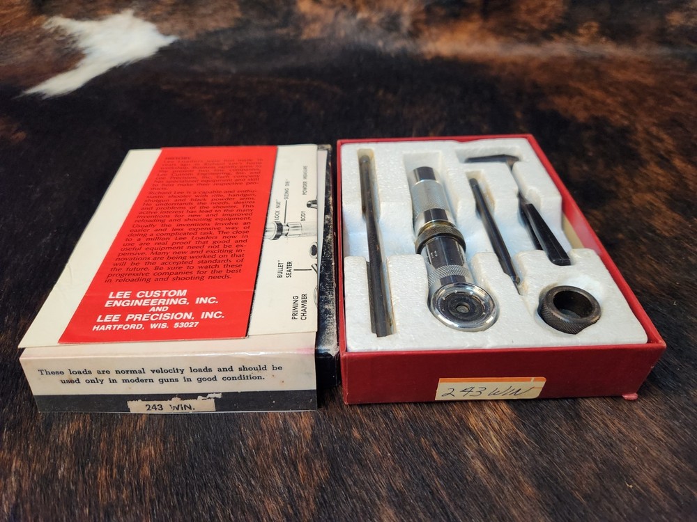 Vintage Lee Loader Reloading Tool 250/3000 Savage in Original Box