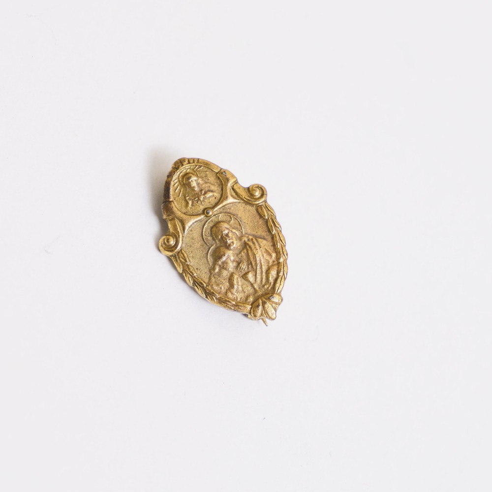 First Holy Communion Remembrance Lapel Pin