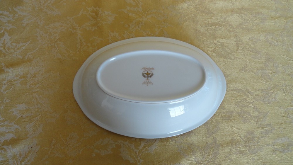 Noritake Bone China Cabot Vegetable Bowl Pattern 9785