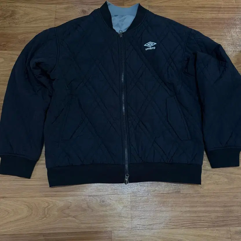 Umbro Reversible Padded Jumper (Size 105-110)