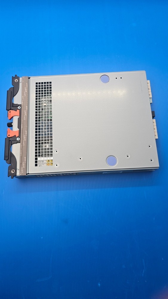 IBM 00AR108,00AR004, V3700 Node Canister Controller Used.