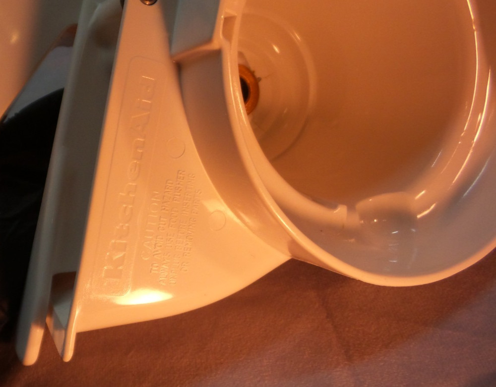 KitchenAid Rotor Slicer/Shredder Attachment, model RVS-A (READ DESCRIPTION)