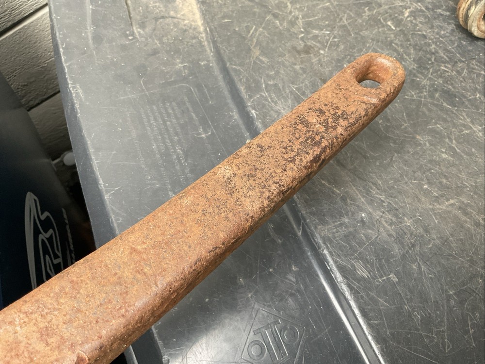 RIDGID 36 In Curved Pipe Wrench