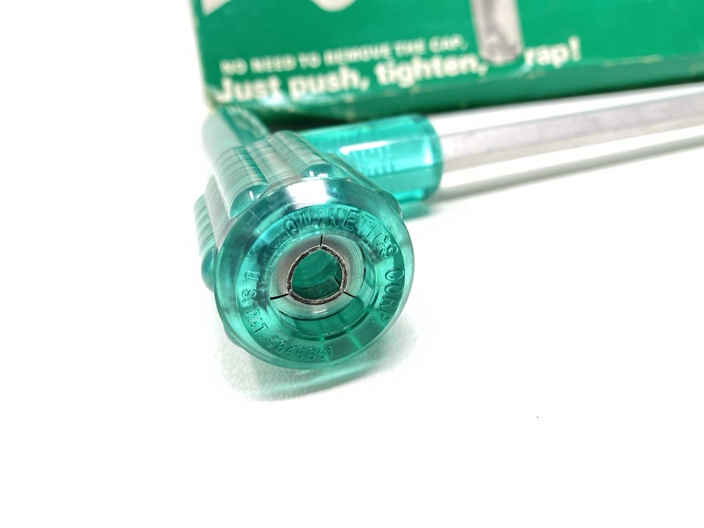 Quinetics Reloading Kinetic Bullet Puller Magnum Model W/ Original Box