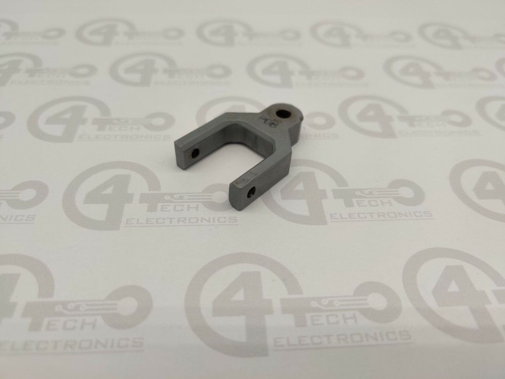 Universal Instruments Holder 30938701