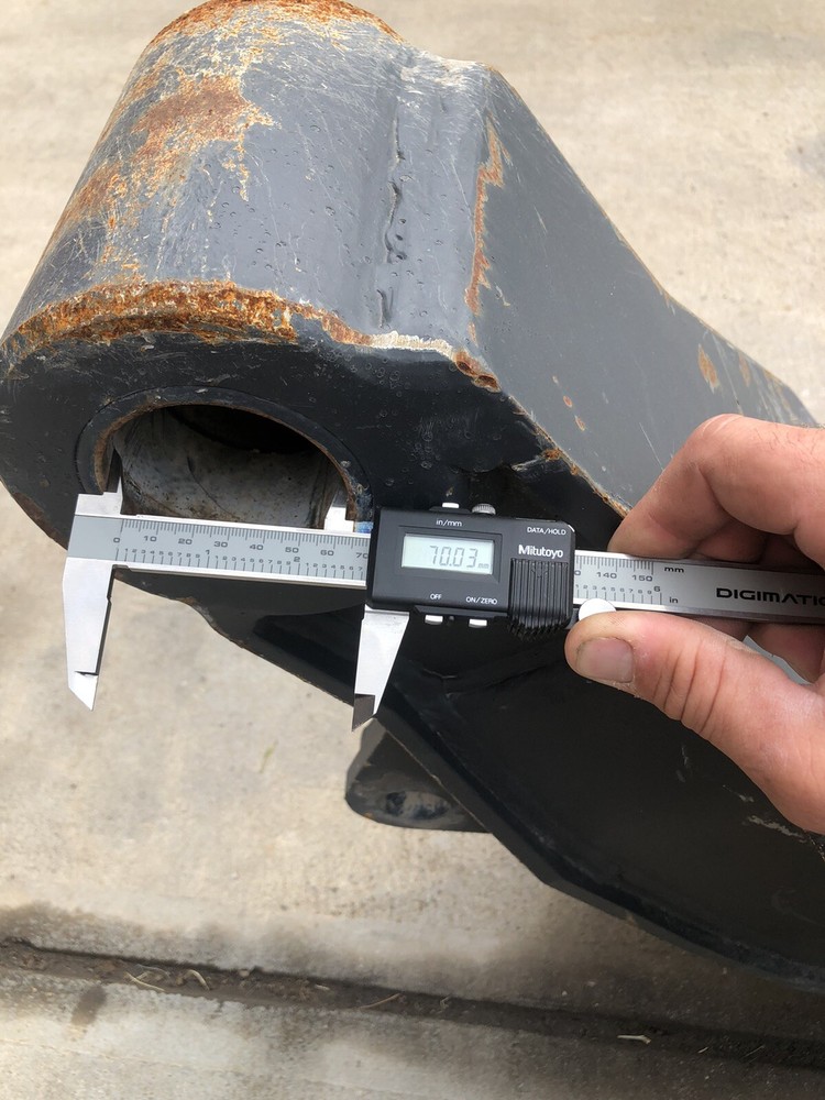 Excavator Clamshell Grapple Replacement Parts