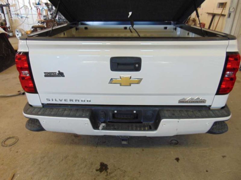 CD/DVD Disc Player 15-16 ESCALADE 13594481