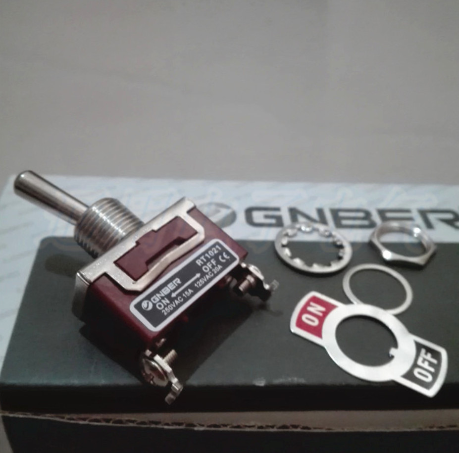 10PCS New Gnber  RT1021 RT Toggle Switches