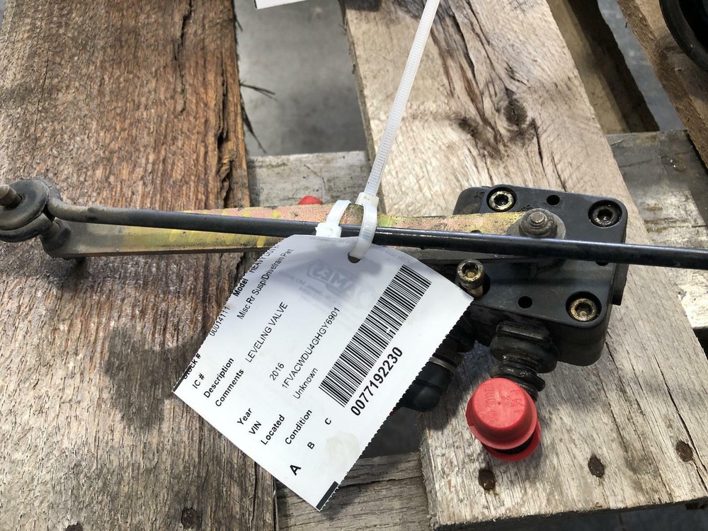 2016 FREIGHTLINER LEVELING VALVE