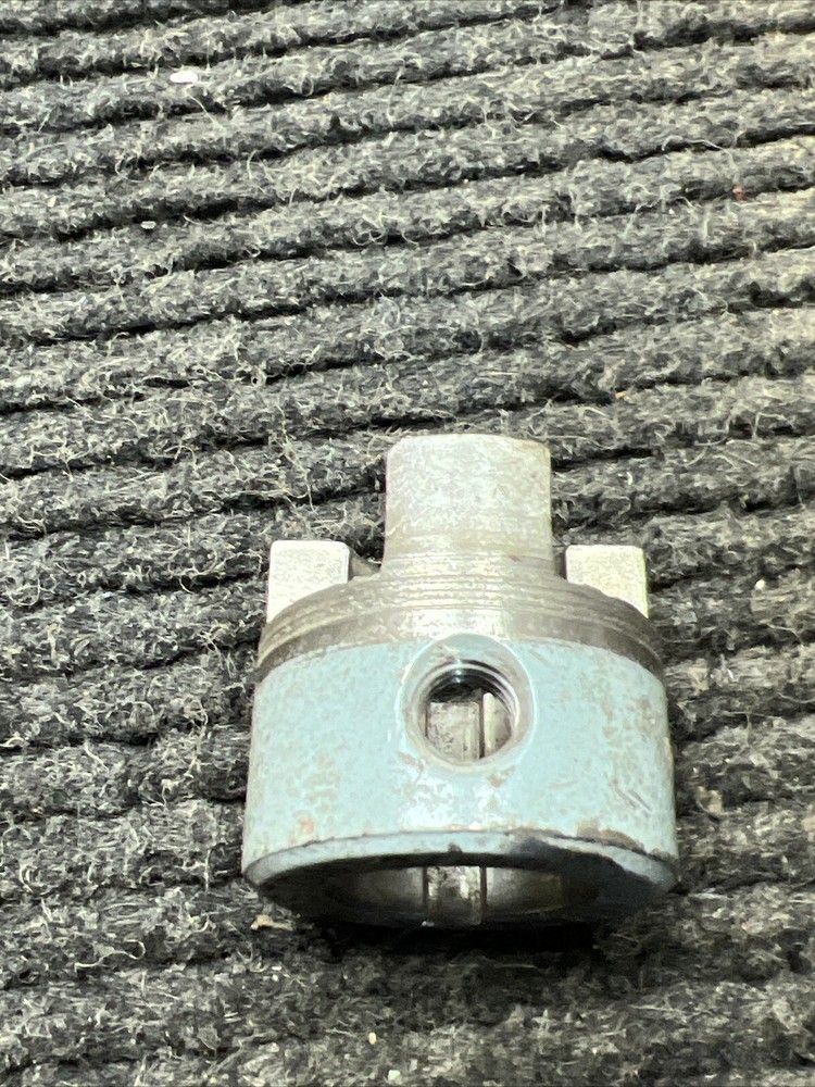 Used Boston Gear 11708 Jaw Coupling Bore 3/4"