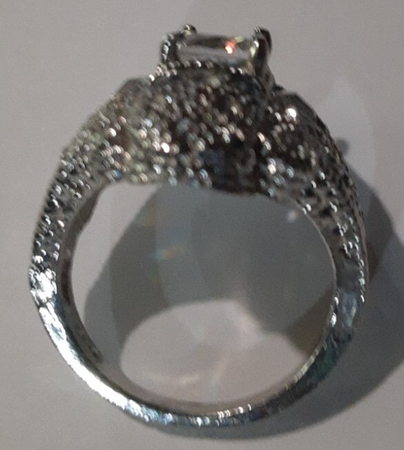 925s Costume Jewelry Ring Size 9