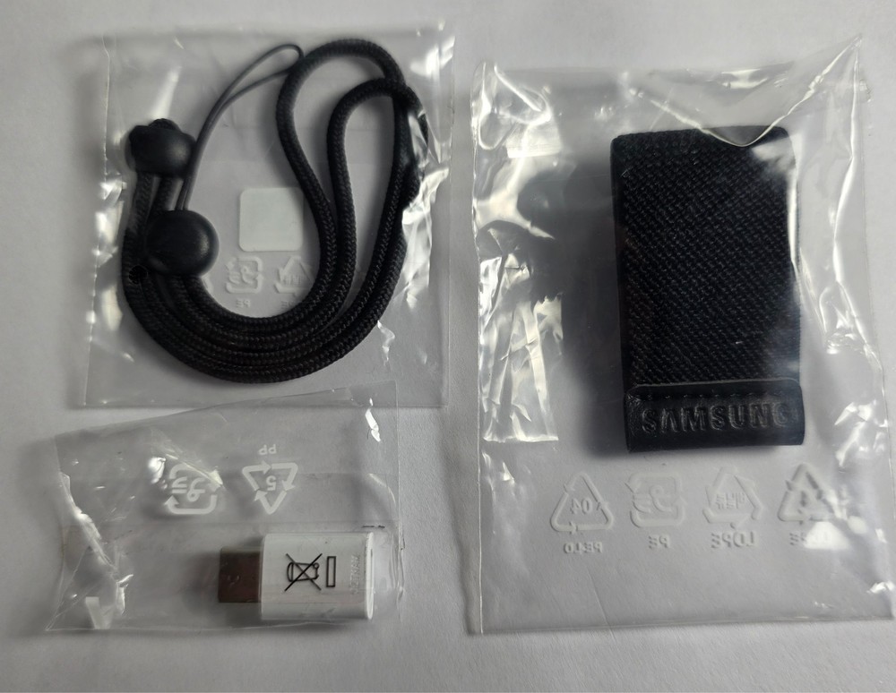 Samsung Gear VR with Controller SM-R324 Black