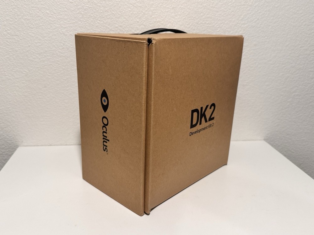 Oculus Development Kit 2 VR Headset + Extras Original Packaging Powers On TESTED