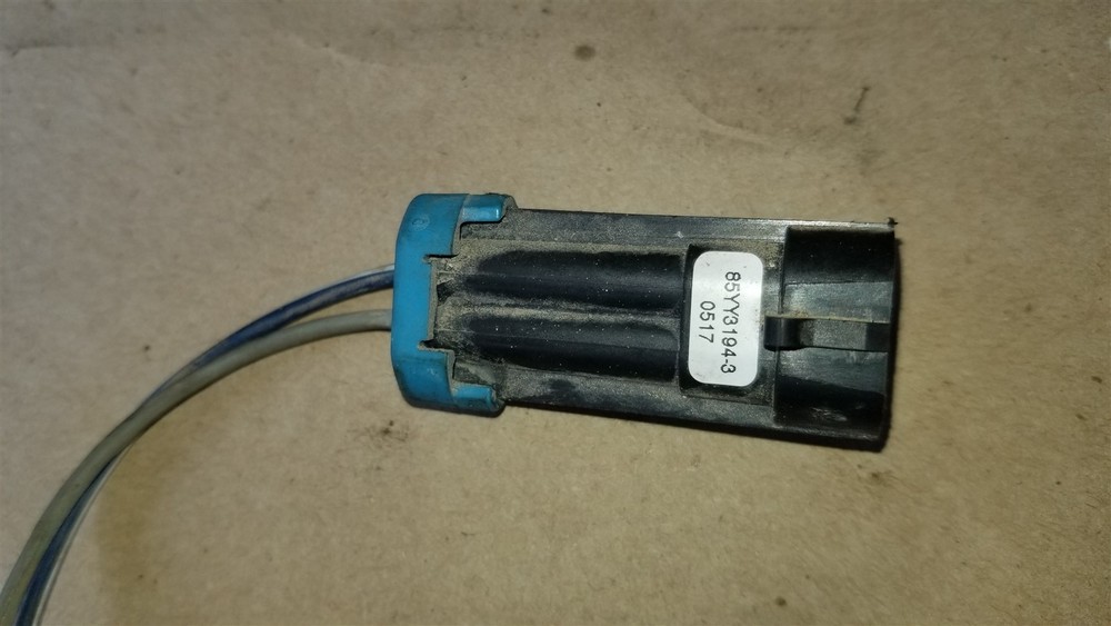 Bobcat Traction lock override button 6667905