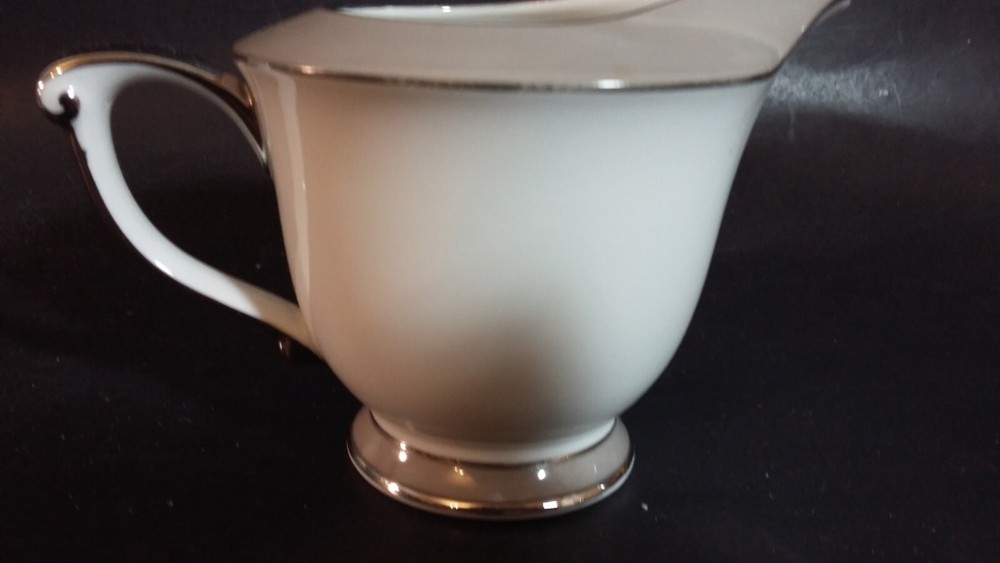 Sango Platina Creamer