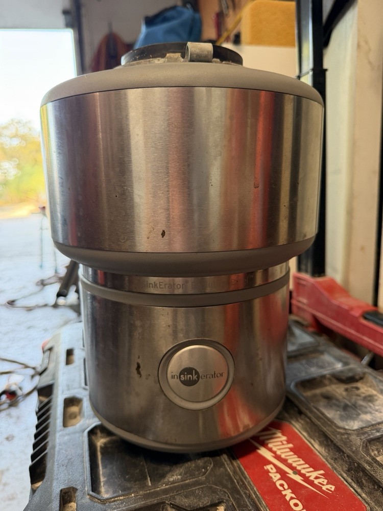 InSinkErator Excel 1 HP Garbage Disposal 120V Silver AC-Powered Kitchen