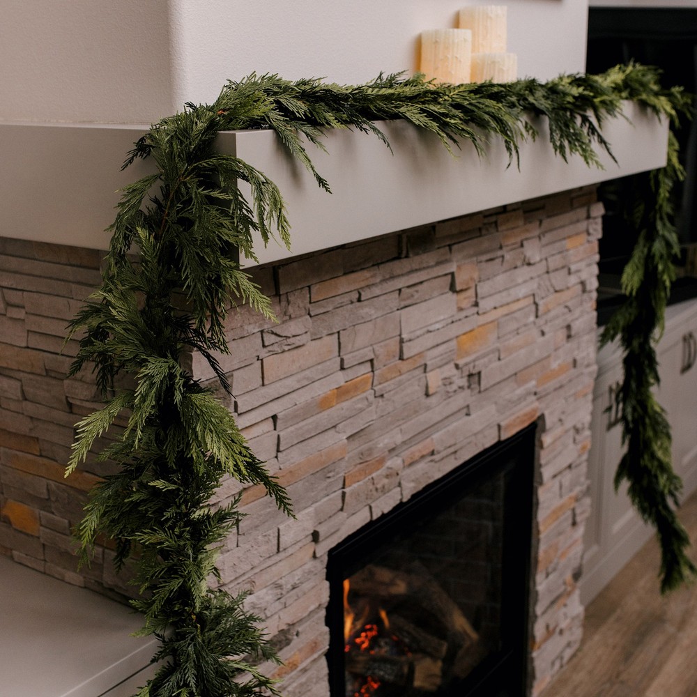 30’ Fresh Western Red Cedar Garland