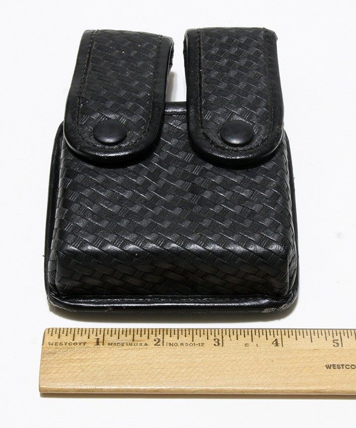 Magazine/Speedloader Pouches & Belt Keeps Black Tooled Leather Assorted Security