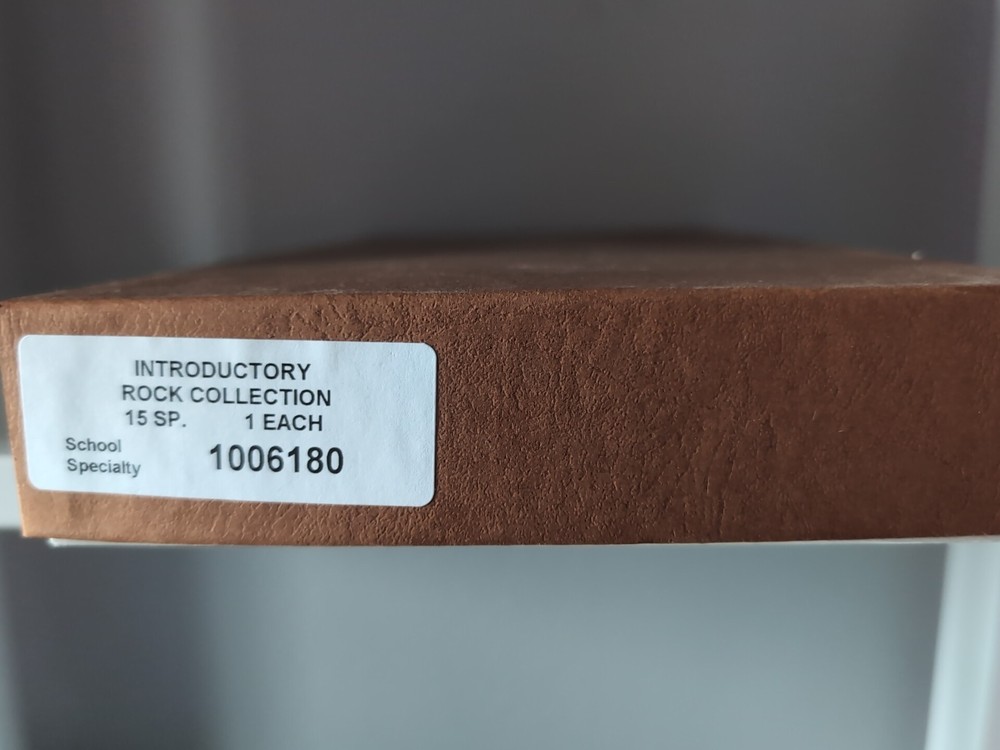 Geoscience Introductory Rock Collection, Set of 15