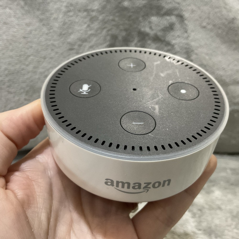 Amazon Echo Dot 2nd Generation Smart Speaker - White (RS03QR) With Cable