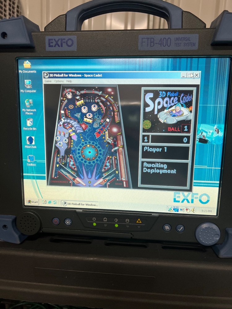 Exfo FTB-400 Universal Test System w/ FTB-5240 Optical Spectrum Analyzer Module