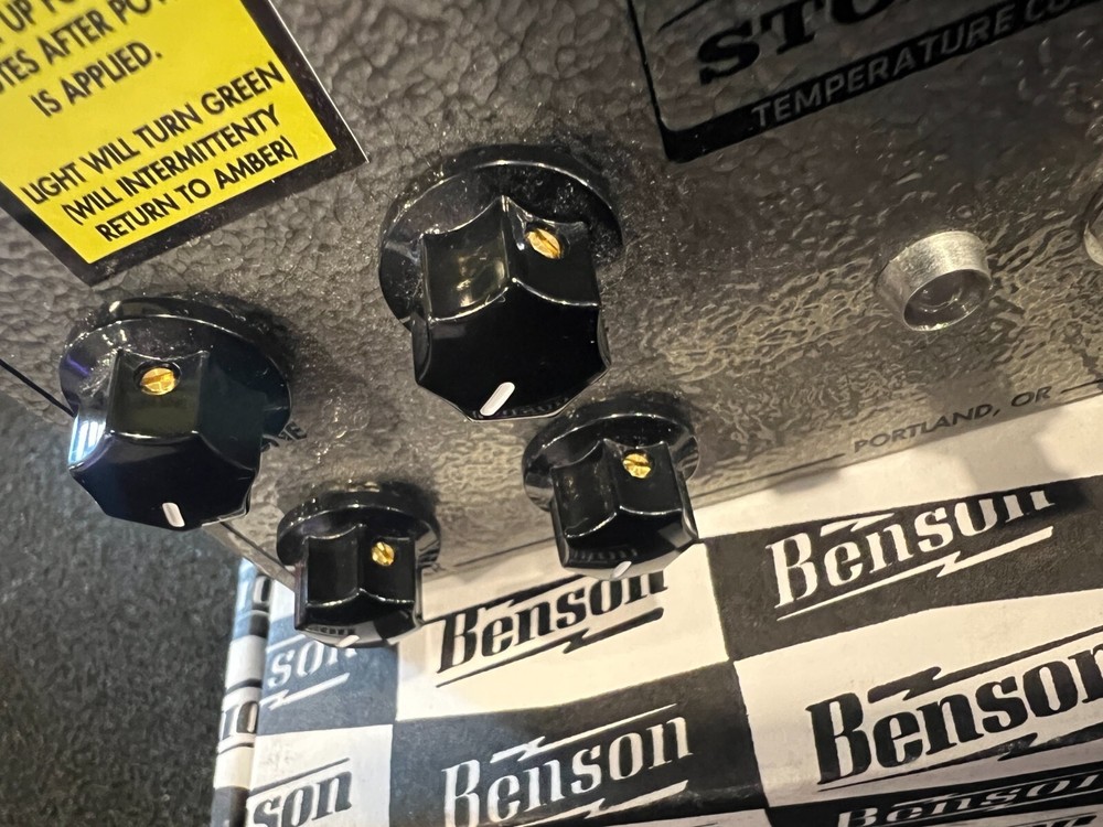 Benson Stonk Box Guitar Pedal With Box