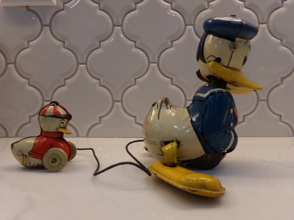 Linemar Donald Duck Pulling Huey strinng pull toy