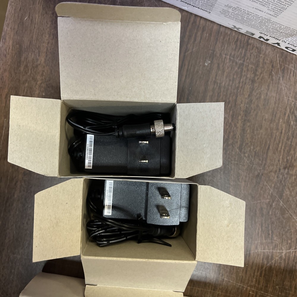 TRIPP LITE B130-111 VGA OVER CAT5 EXTENDER REPEATER TRANSMITTER TRANSCEIVER