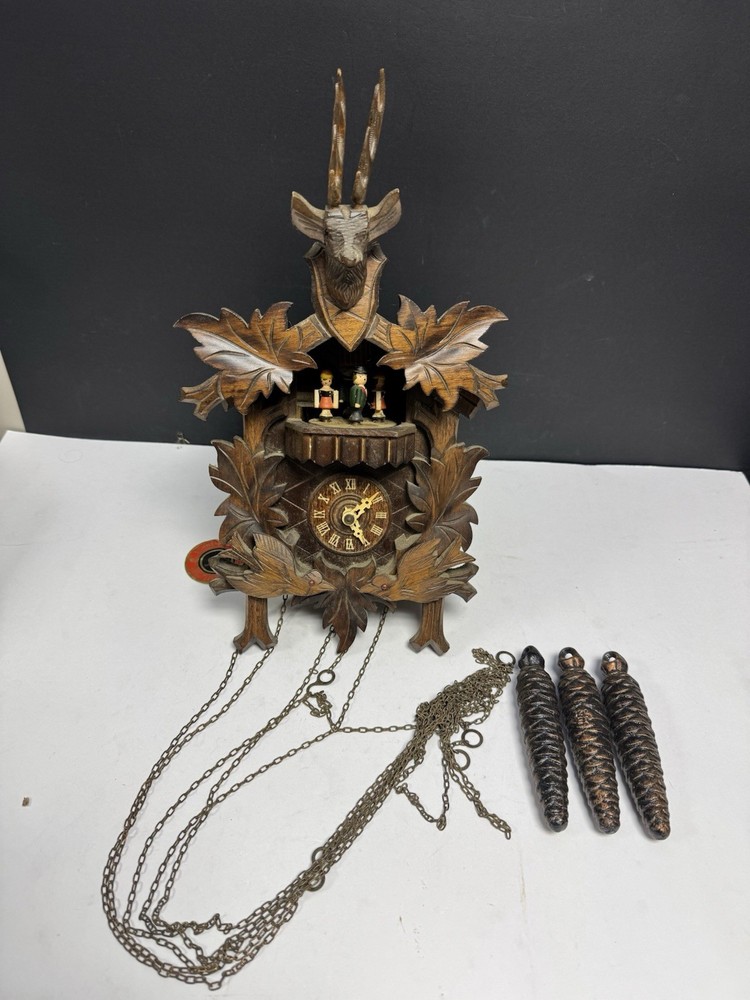 Vintage Musical Hunter Style Cuckoo Clock Black Forest Medium Size UNTESTED