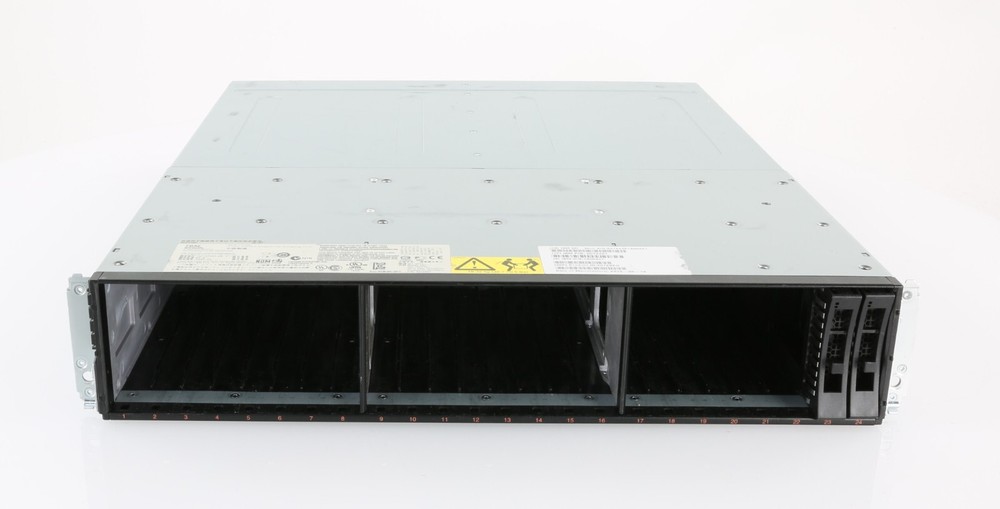V3700 SFF Expansion - 2072-24E