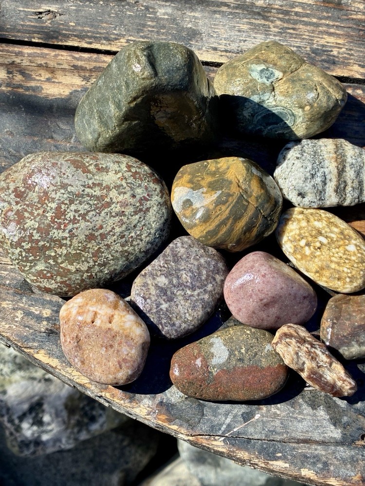 rocks for tumbling mix 1.3 Jasper Rough