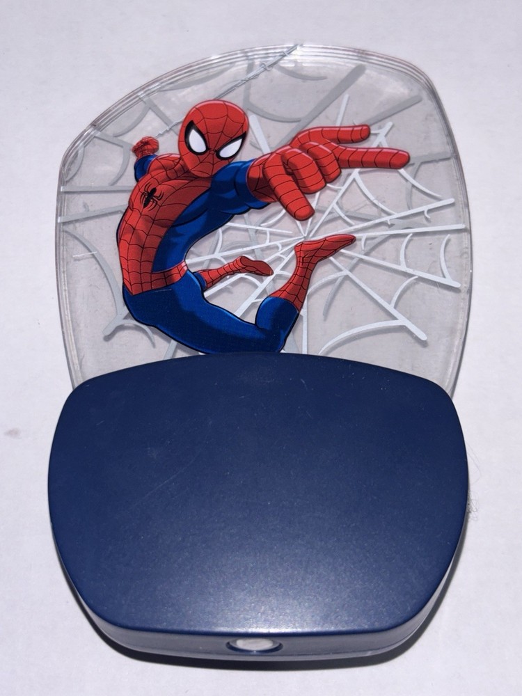 Marvel Spider-Man Night Light LED Plug In Spider Man Dusk 2 Dawn Sensor A9
