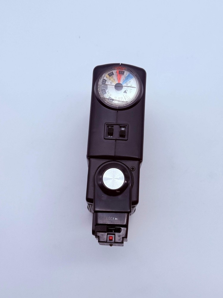 Vivitar Auto Thyristor 292 Camera Flash Untested