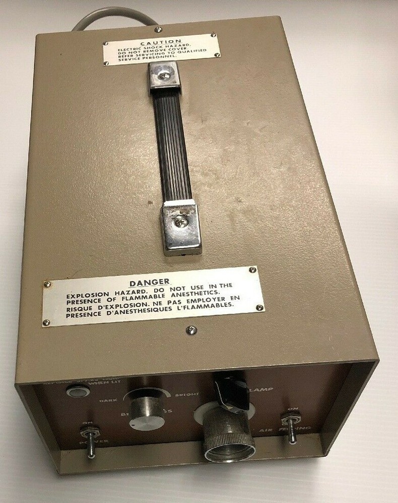 Olympus CLK-3 Cold Light Supply Source Endoscopy Equipment Endoscopes