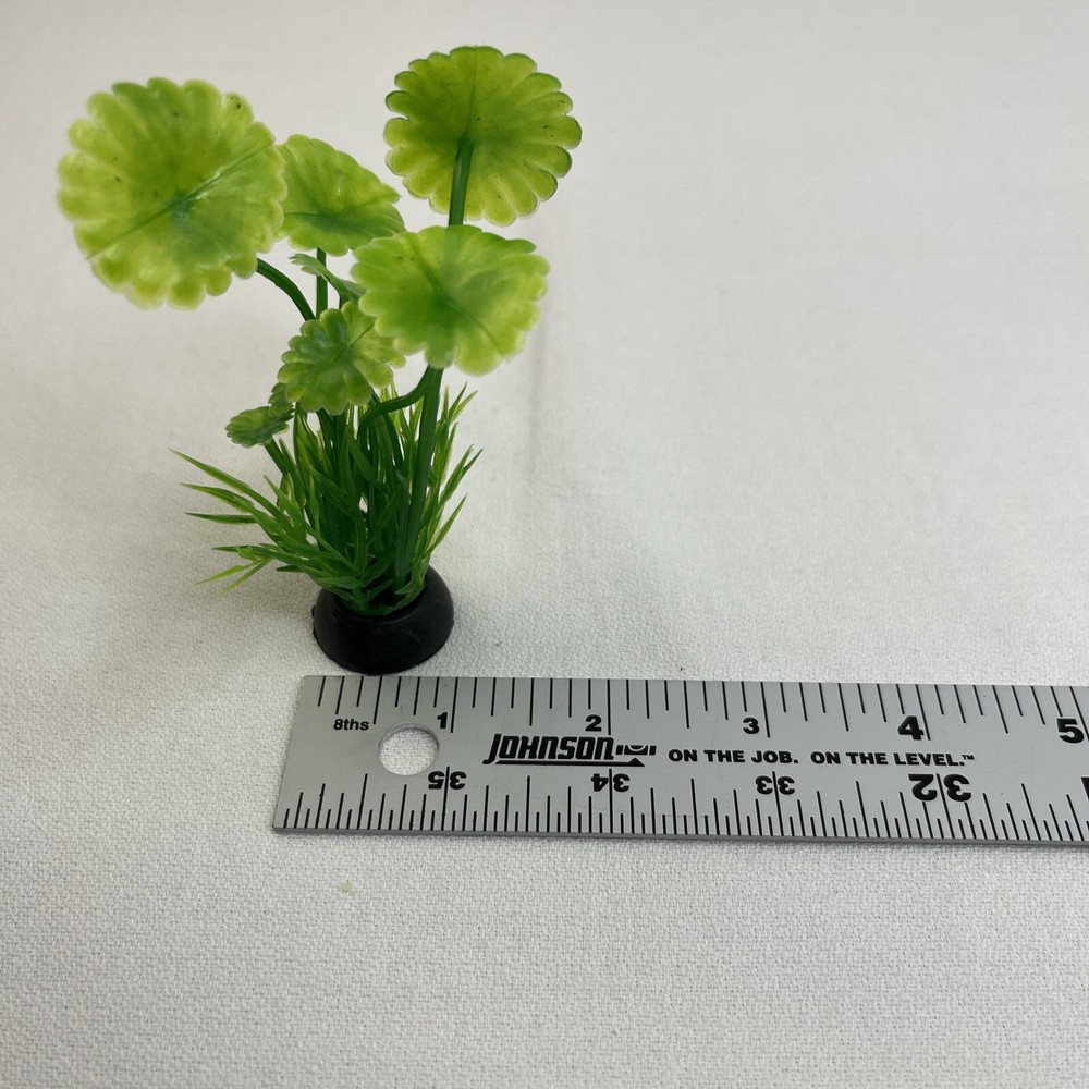 2 PC Xunyee Plastic Aquarium Plants