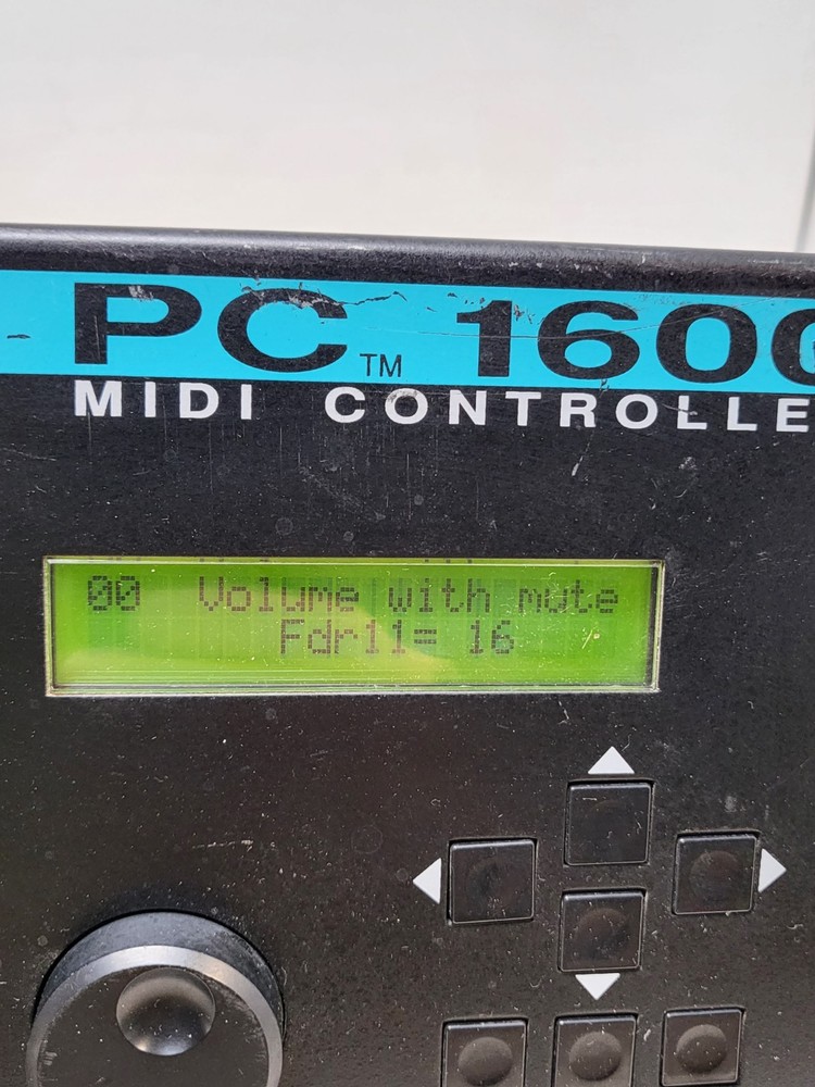 Peavey PC1600 MIDI Control Surface Powers On Error Message Tested READ PARTS
