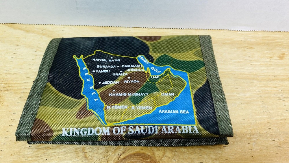 Vintage Desert Storm 91 Tri-Fold Wallet*