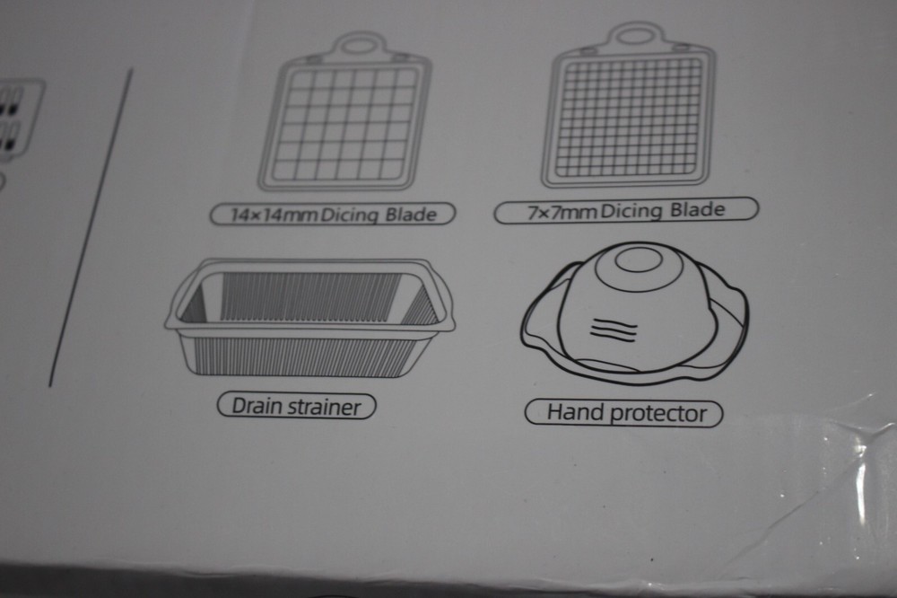 2 SETS VEGETABLE CHOPPER