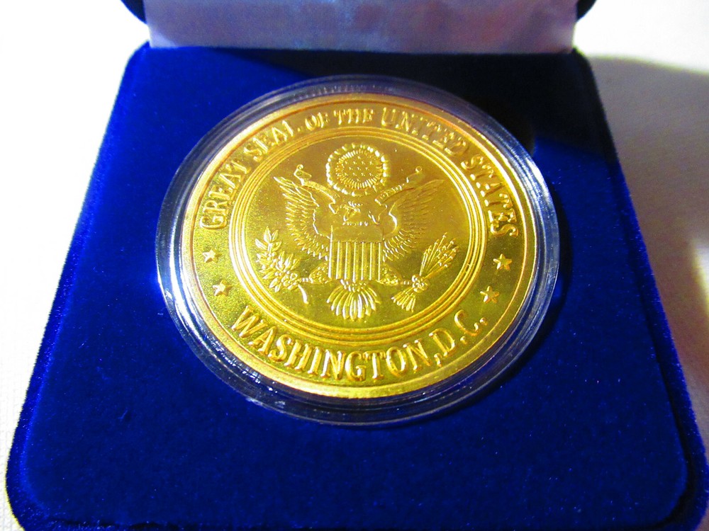 FEDERAL AVIATION ADMINISTRATION (FAA) Challenge Coin w/ Presentation Box