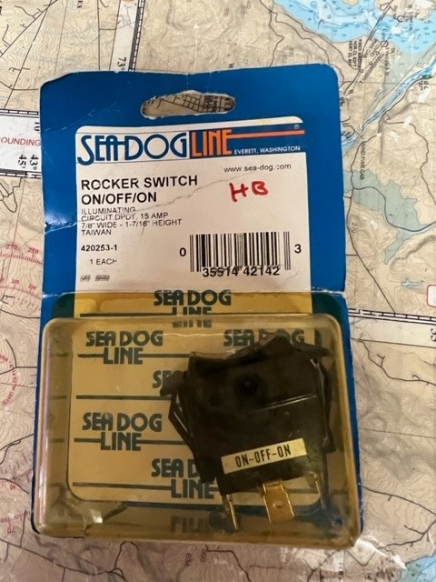 Seadog Line #420253-1 Illuminating Rocker Switch.