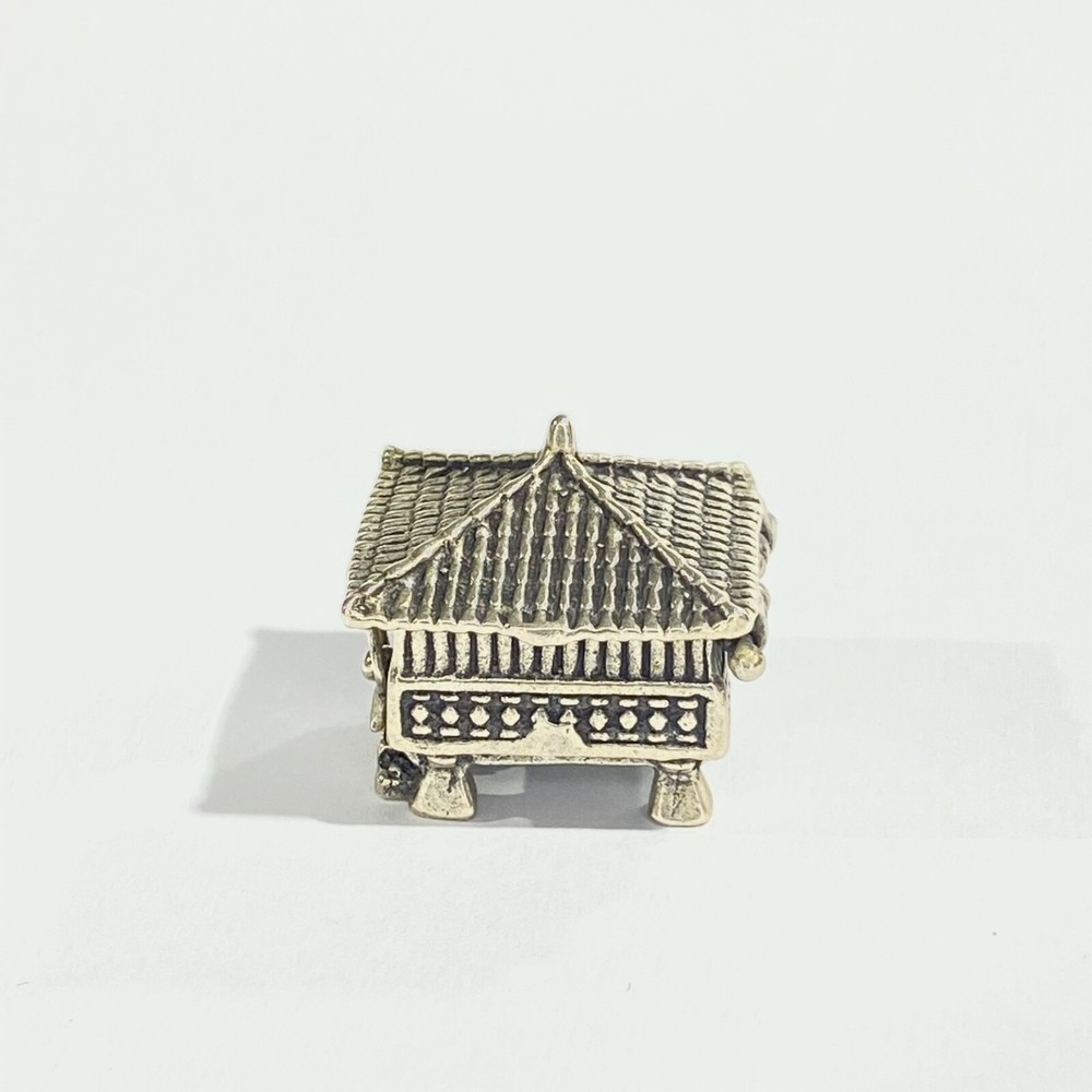 Vintage Solid Silver pagoda shape PillBox , Hallmarked Italy